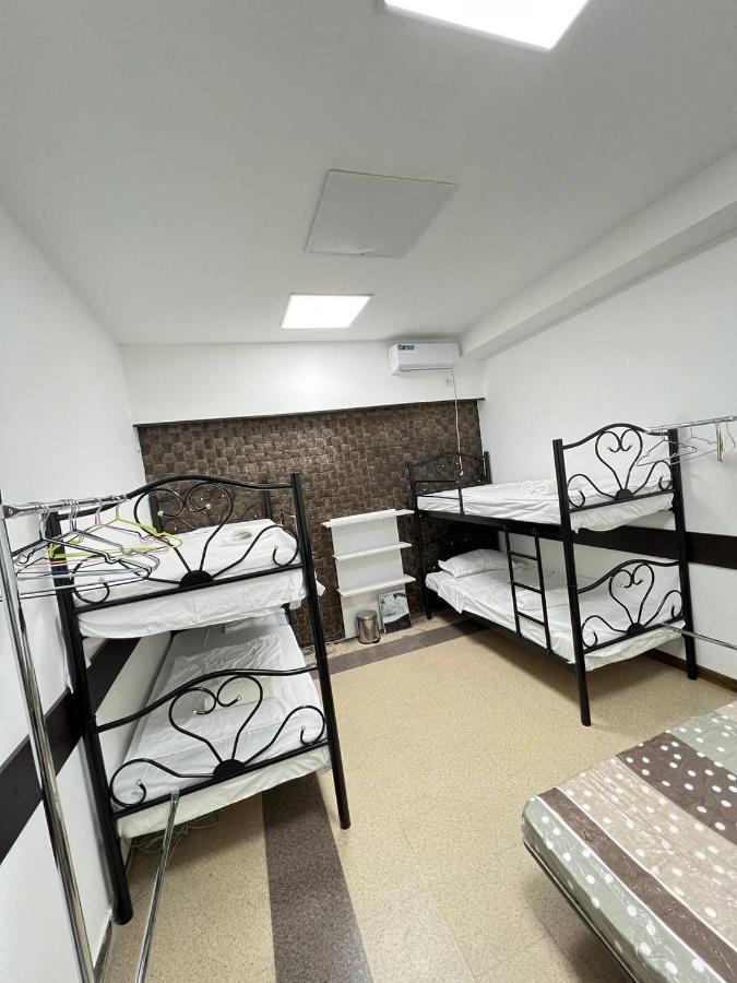 "Modeli" Hostel Тбілісі Екстер'єр фото
